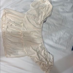 White crop top never worn